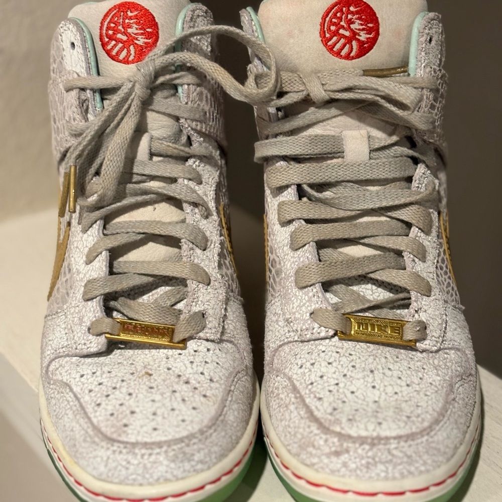 Nike Women’s Dunk Sky Hi Wedge Sneakers Year of the Horse 649464-001 Size 7 - Picture 4 of 10